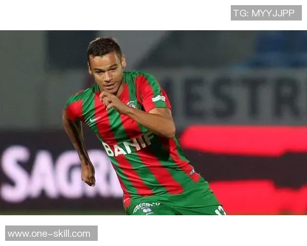 费雷拉与马里迪莫的精彩对决分析及赛季前景展望