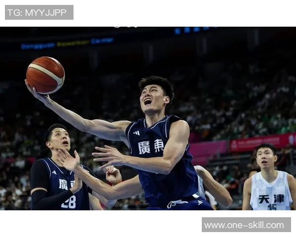 辽宁队全力以赴，广东队拼尽全力，CBA半决赛火荷尔蒙高涨！